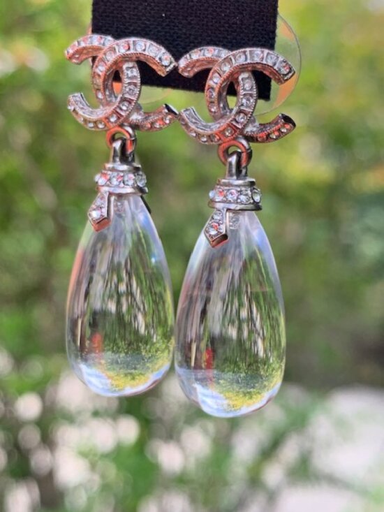 CHANEL Jewelry - Chanel RARE Resin Drop Earrings